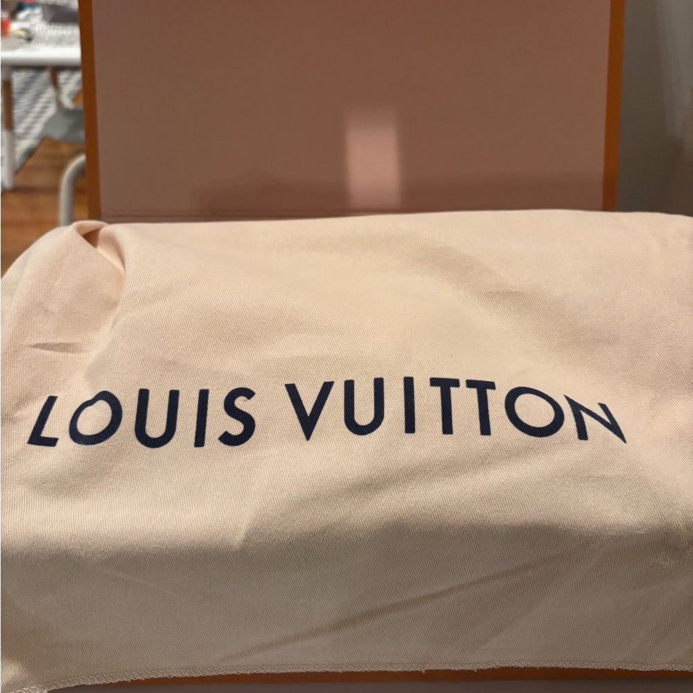 NWT Louis Vuitton Dopp Kit - Picture 3 of 7